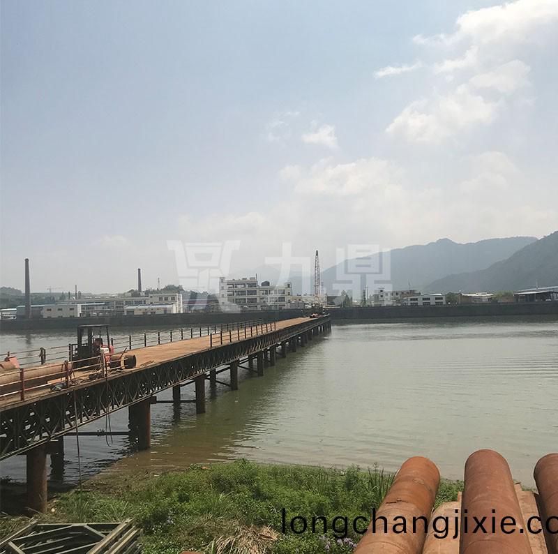 鋼(gang)便(bian)橋(qiao)